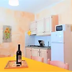 Casa Sole - Villaggio Galanu *
